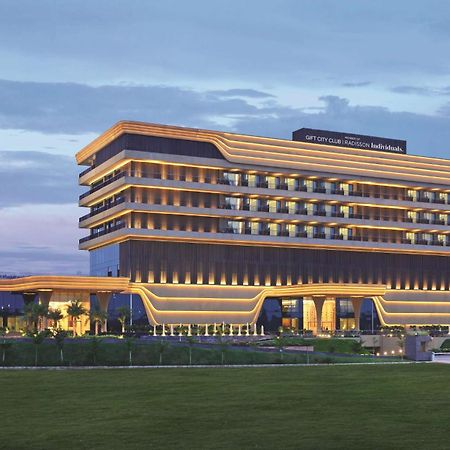 Gift City Club, A Member Of Radisson Individuals Gándhínagar Exteriér fotografie